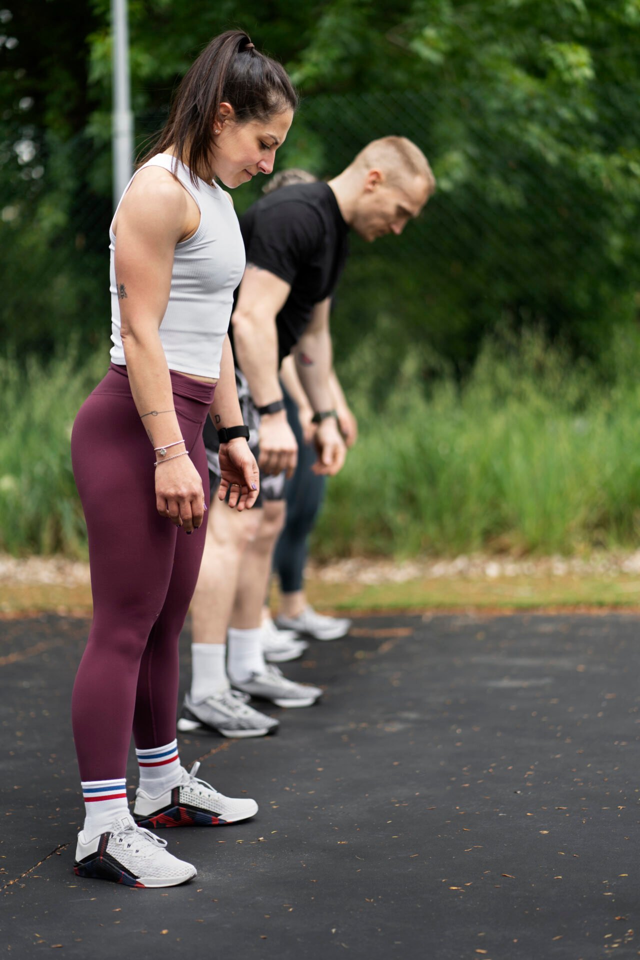full-shot-people-ready-train